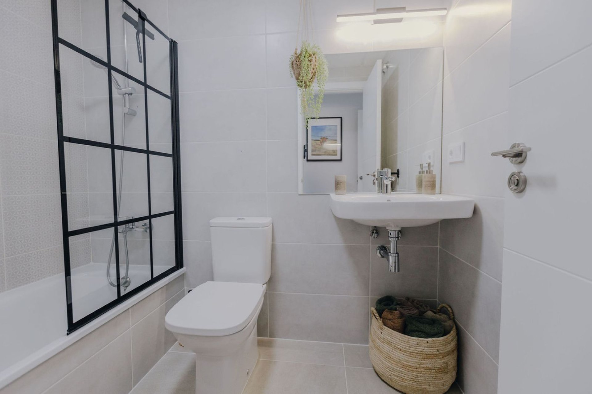 Resale - Ground floor apartment - Estepona - Selwo