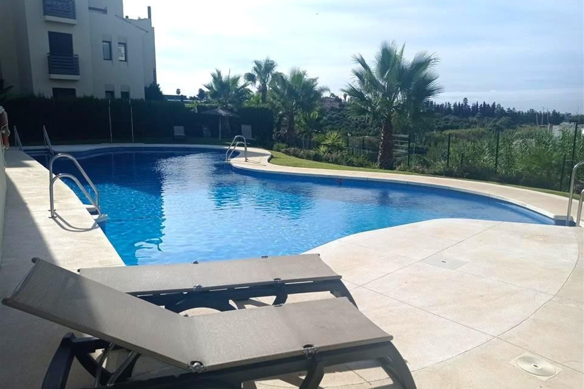 Resale - Ground floor apartment - Estepona - Selwo