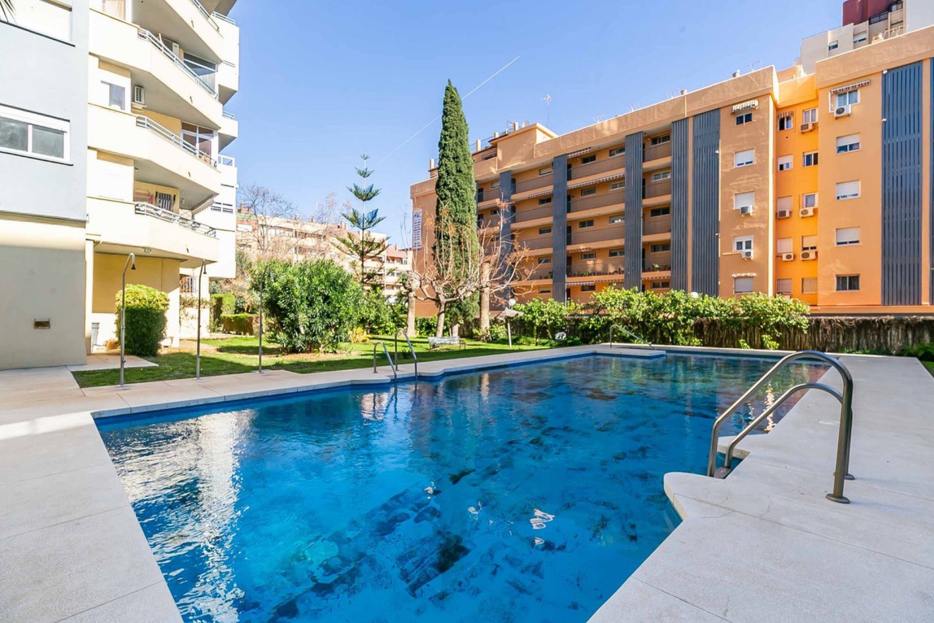 Resale - Ground floor apartment - Fuengirola - Fuengirola Centro
