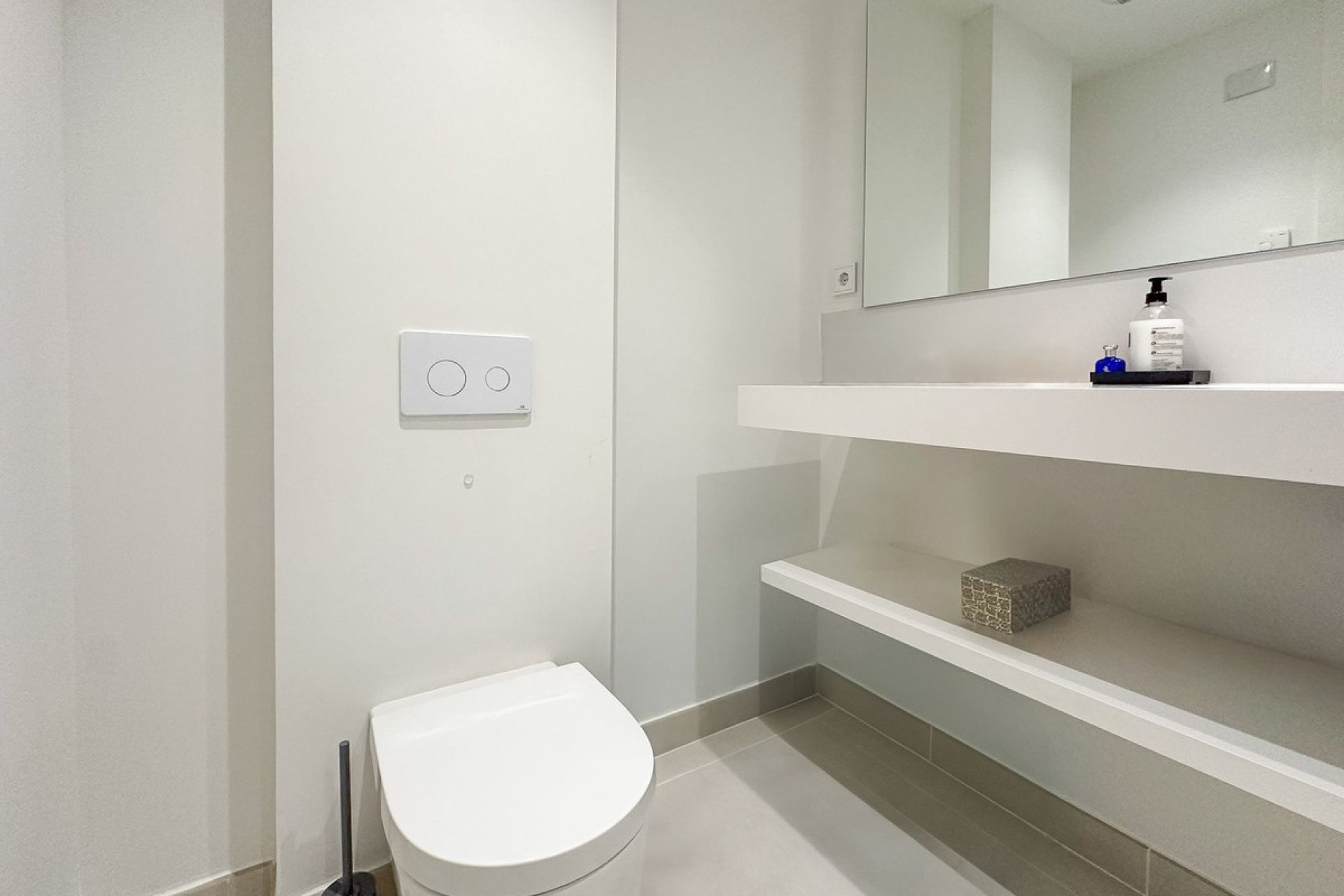 Resale - Ground floor apartment - Fuengirola - Higueron