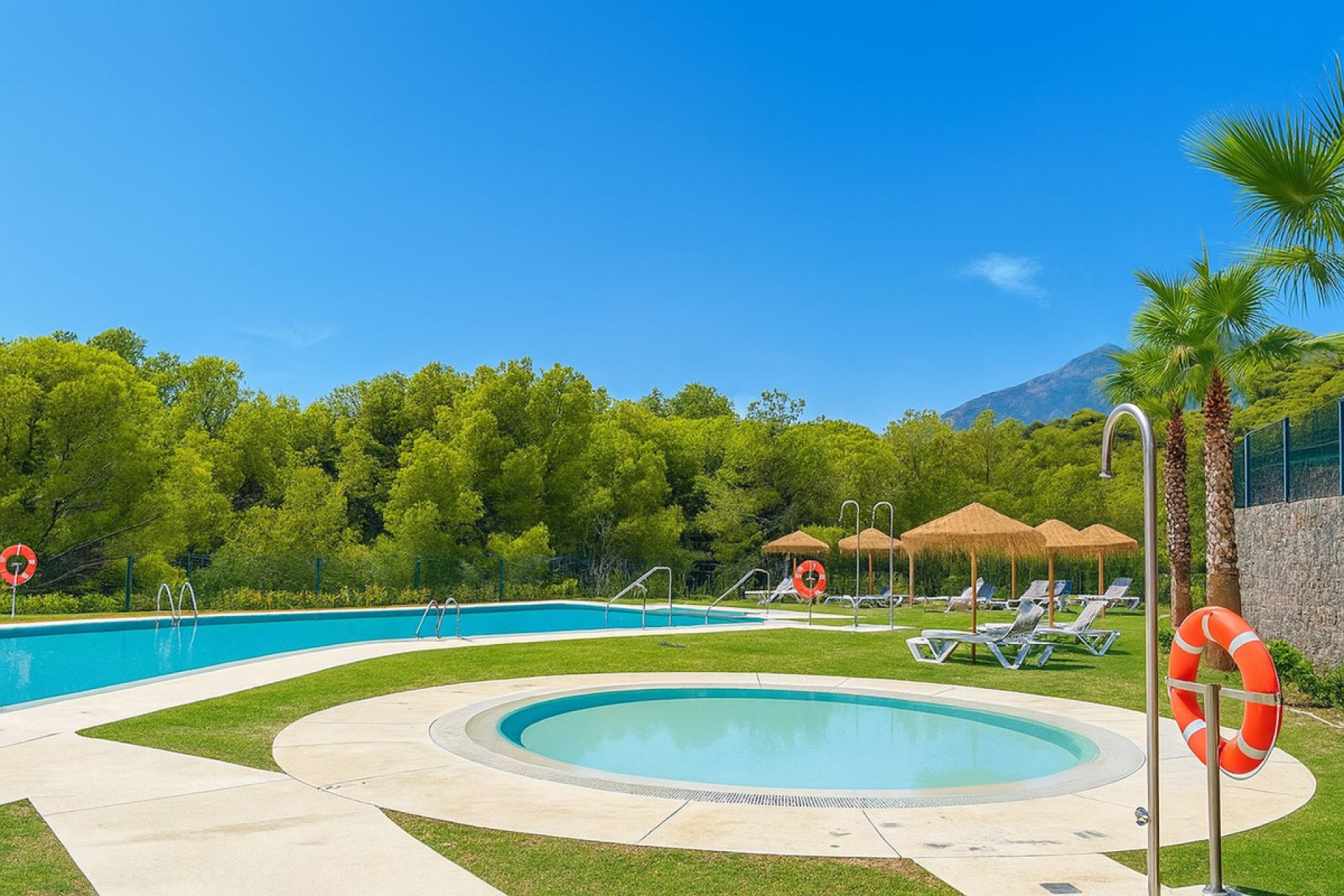 Resale - Ground floor apartment - Fuengirola - Higueron