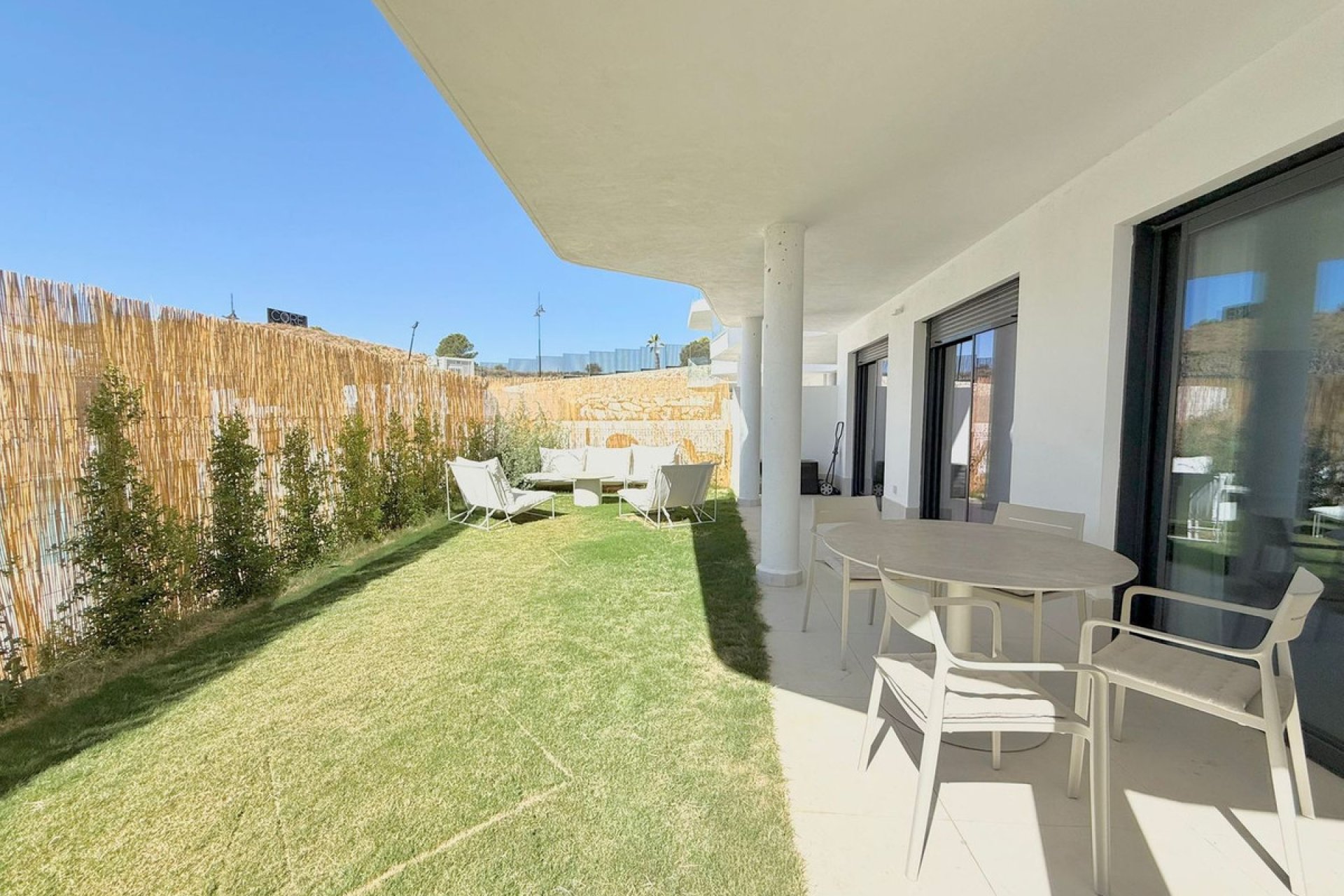 Resale - Ground floor apartment - Fuengirola - Higueron