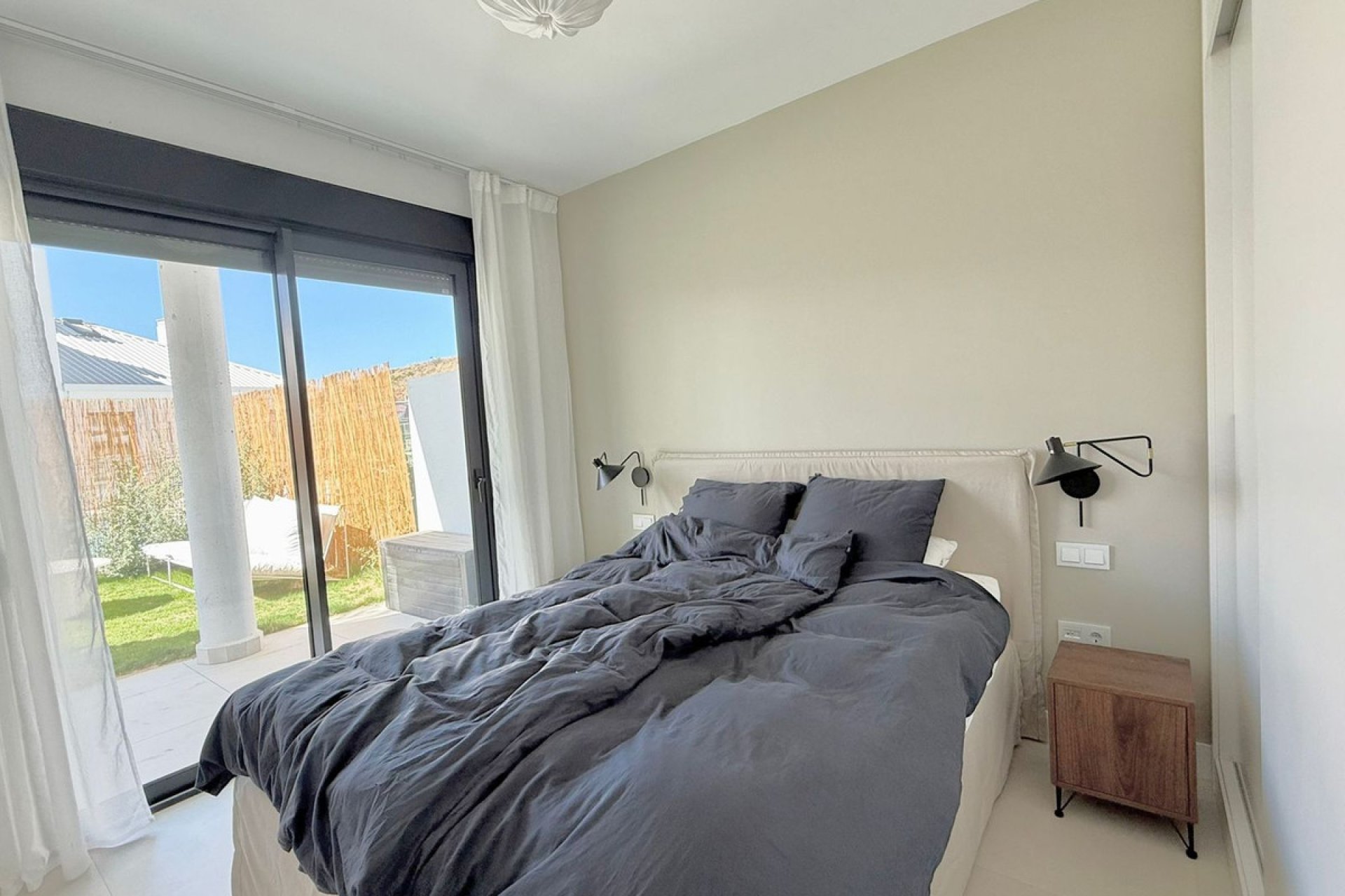 Resale - Ground floor apartment - Fuengirola - Higueron