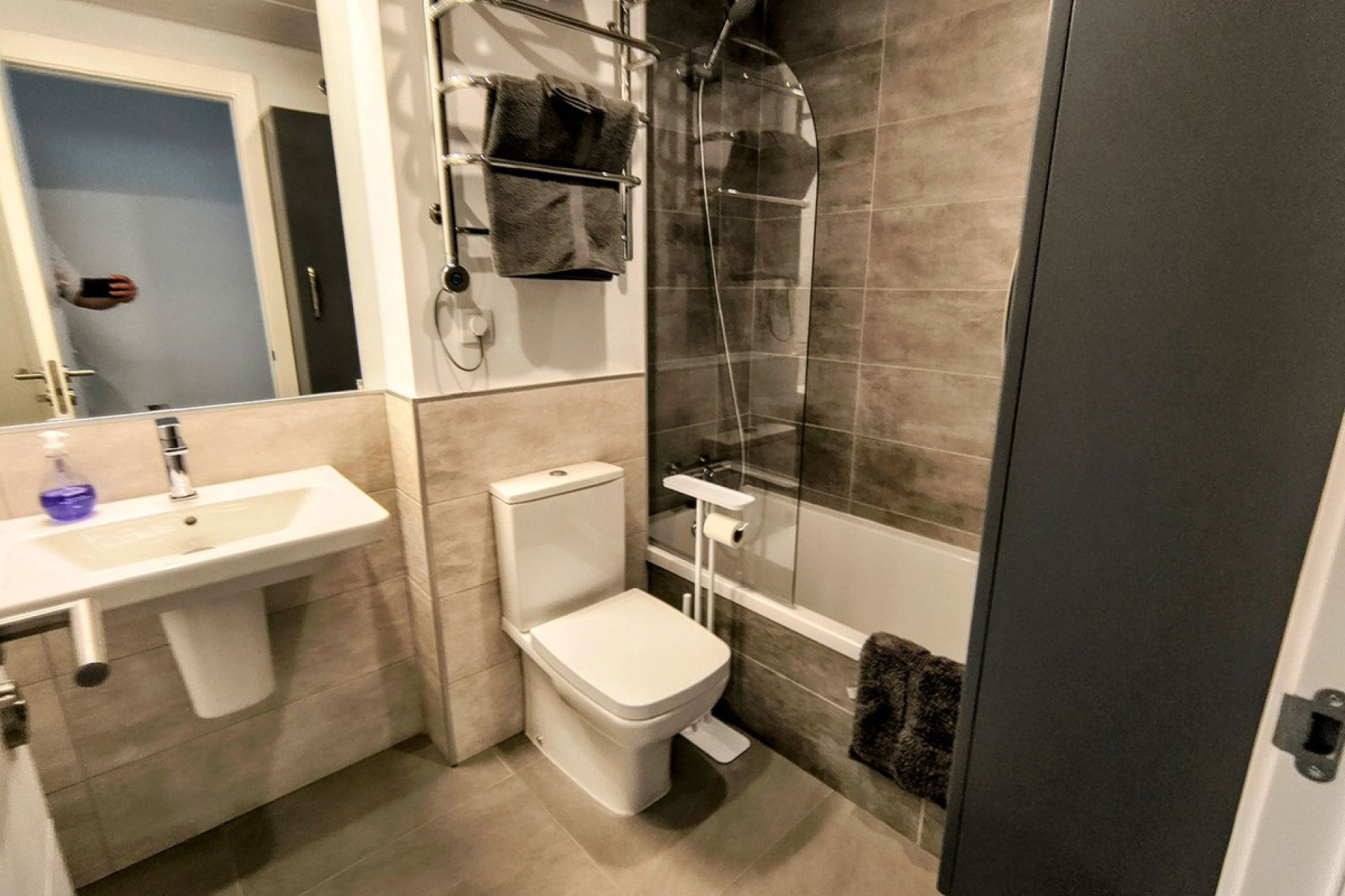 Resale - Ground floor apartment - Manilva - La Duquesa