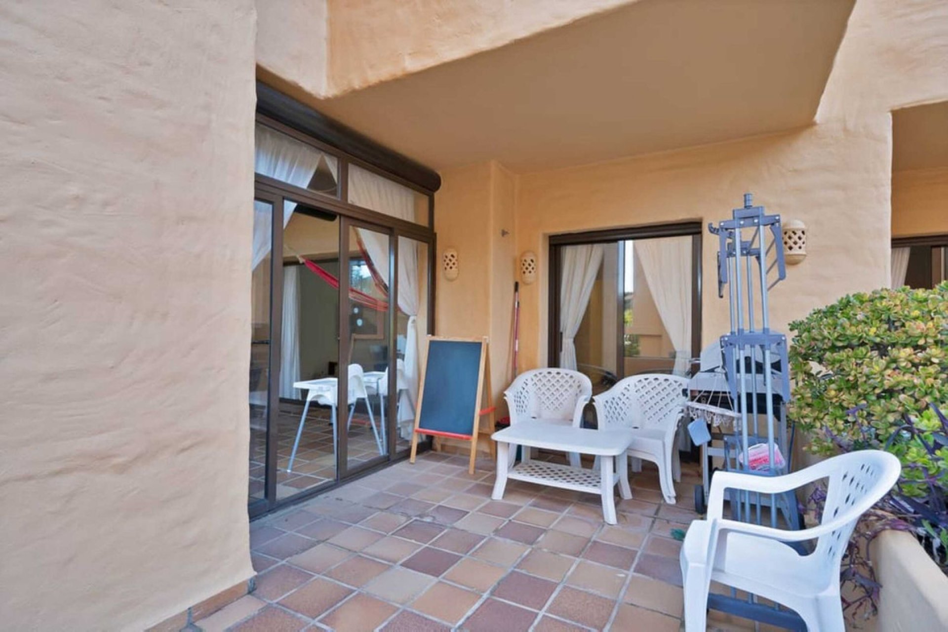 Resale - Ground floor apartment - Manilva - La Duquesa