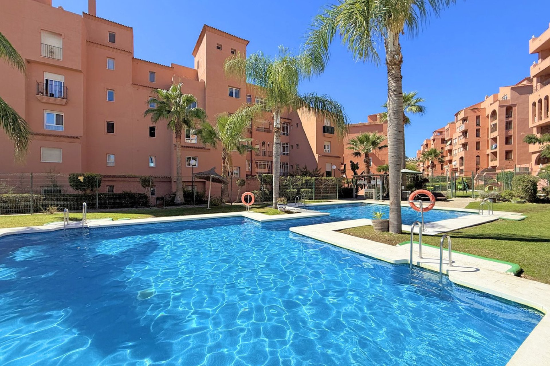 Resale - Ground floor apartment - Manilva - La Duquesa