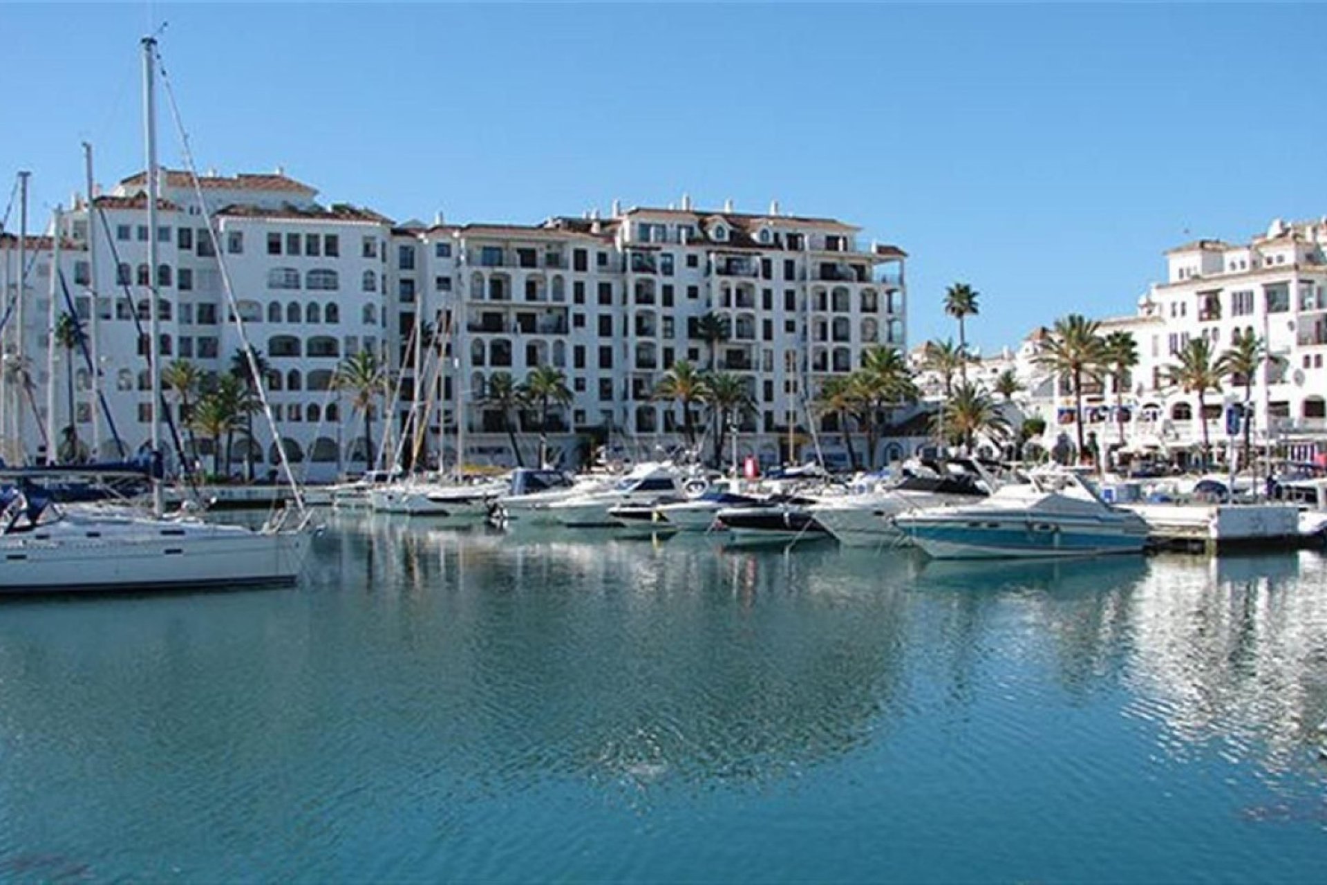 Resale - Ground floor apartment - Manilva - La Duquesa