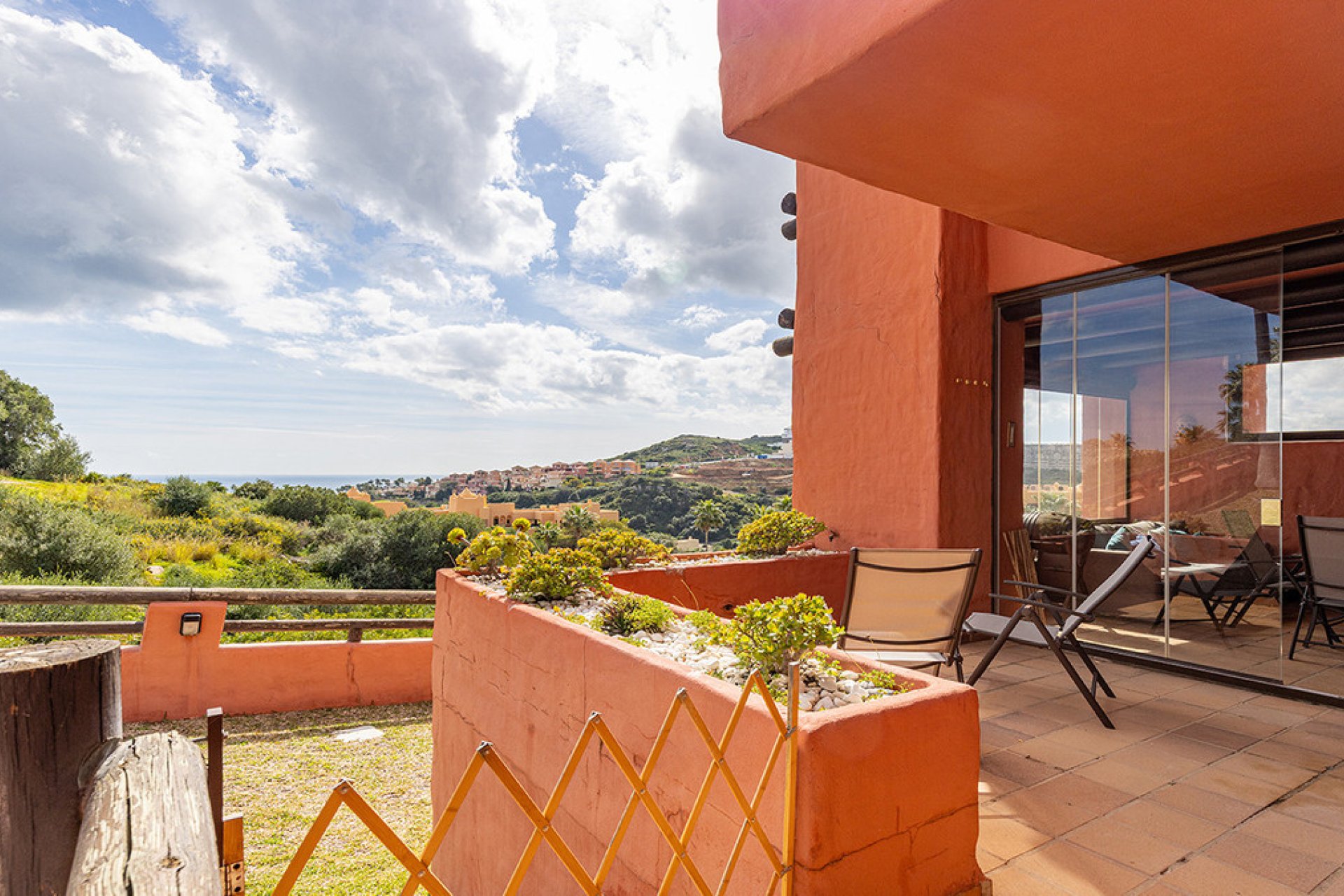 Resale - Ground floor apartment - Manilva - San Luis de Sabinillas