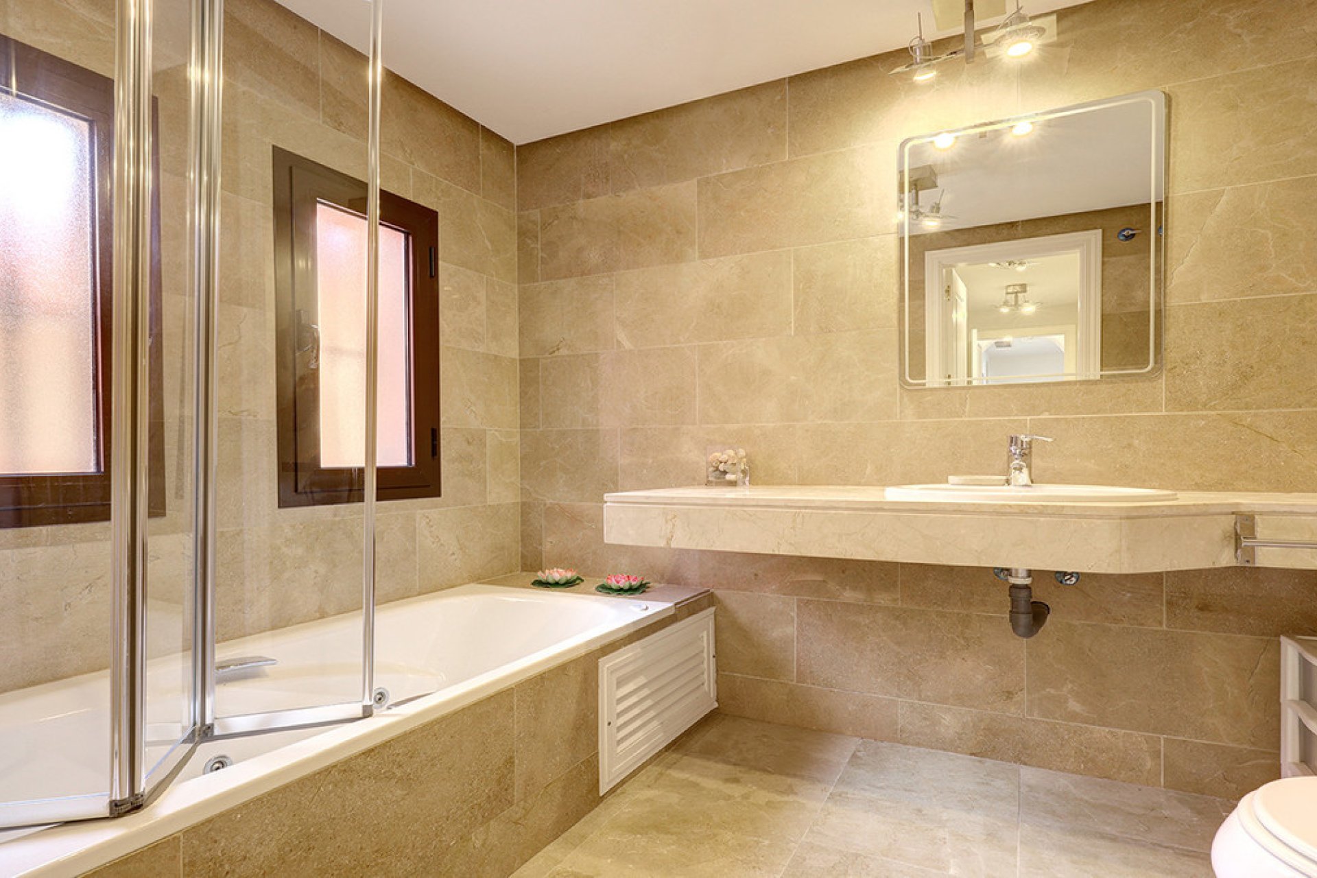 Resale - Ground floor apartment - Manilva - San Luis de Sabinillas