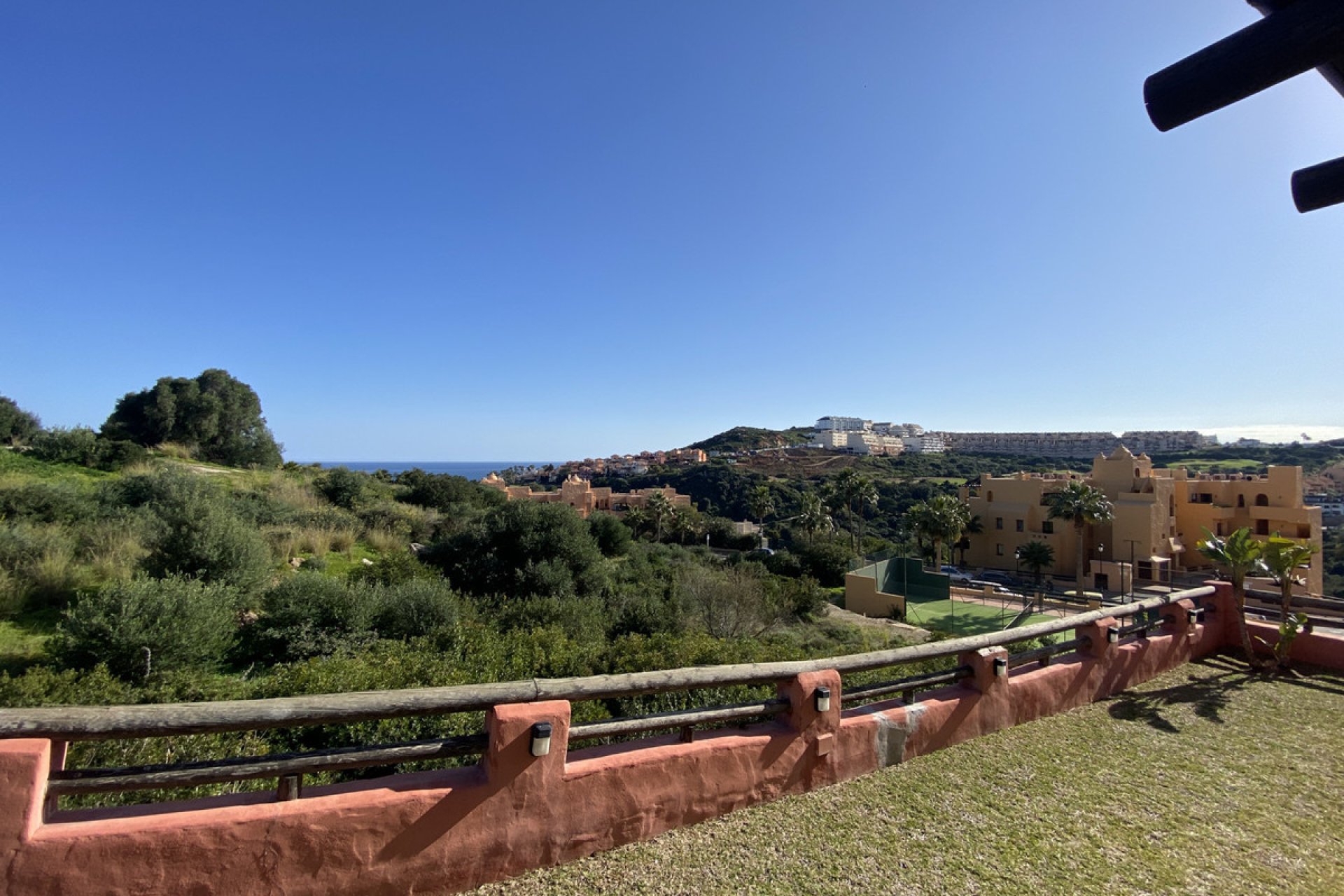 Resale - Ground floor apartment - Manilva - San Luis de Sabinillas