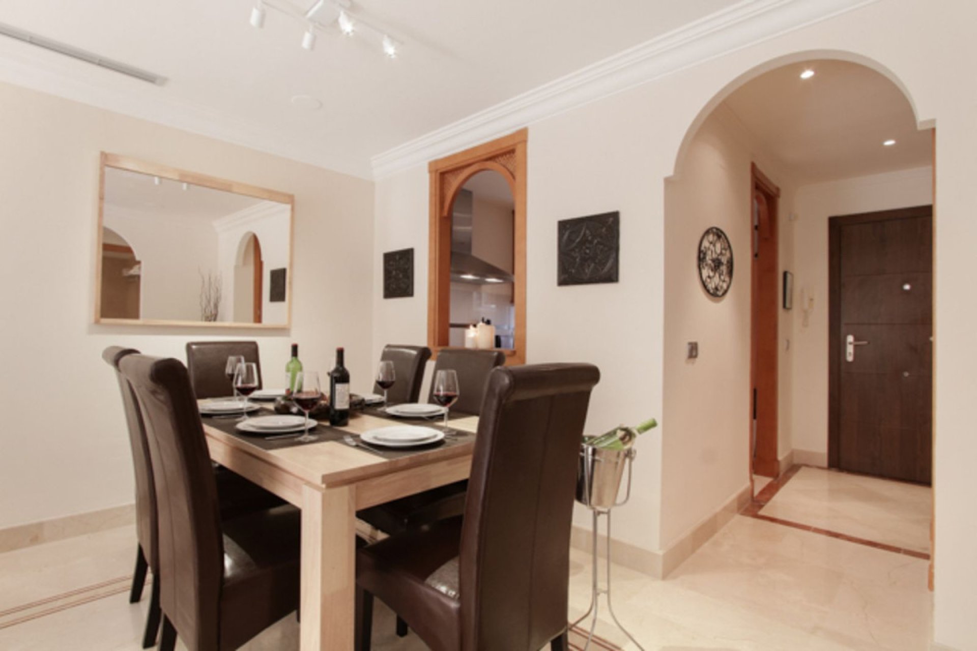 Resale - Ground floor apartment - Marbella - Aloha