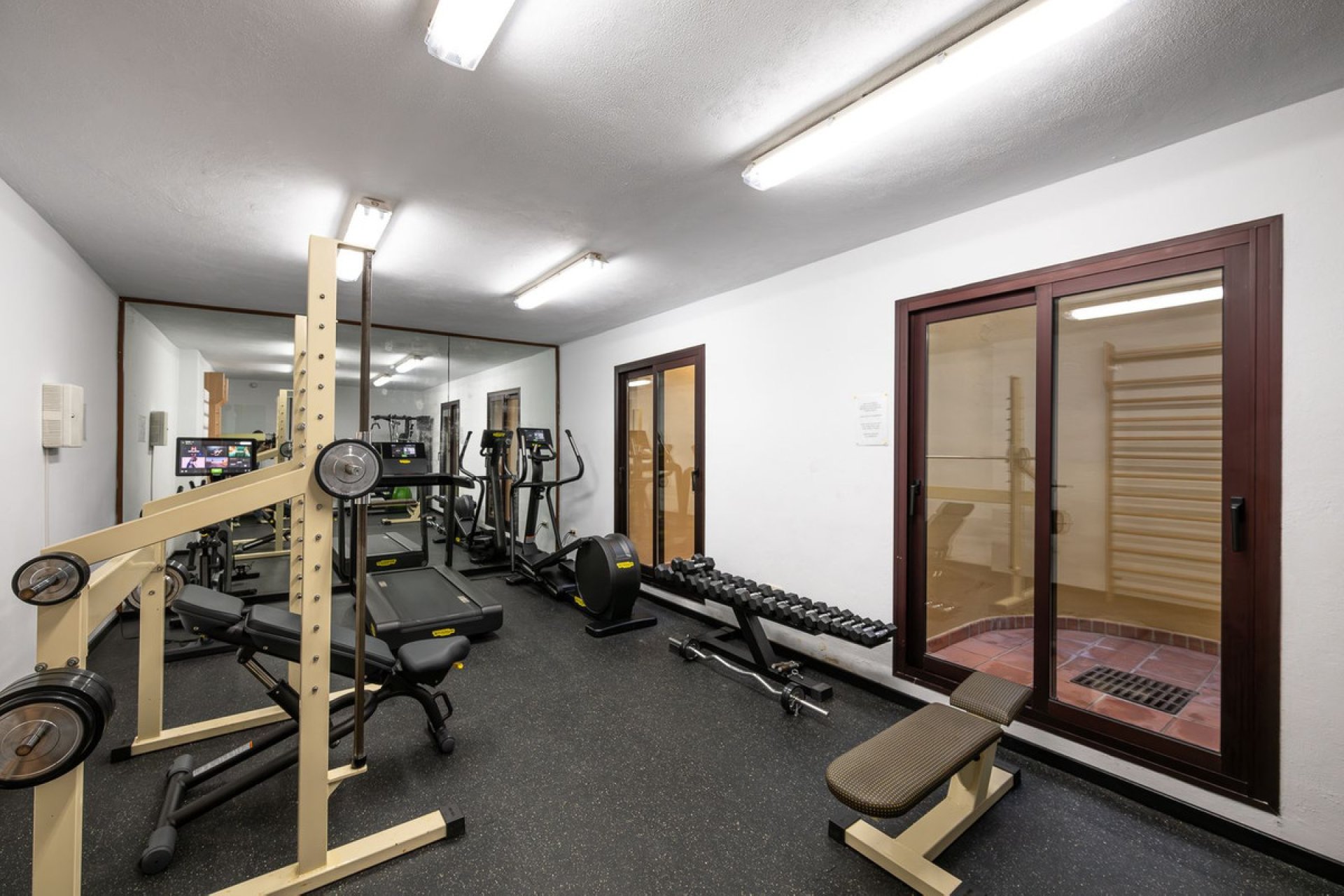 Resale - Ground floor apartment - Marbella - Aloha