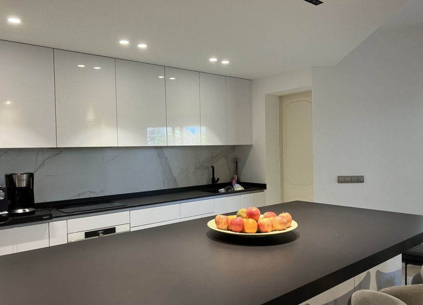 Resale - Ground floor apartment - Marbella - Aloha