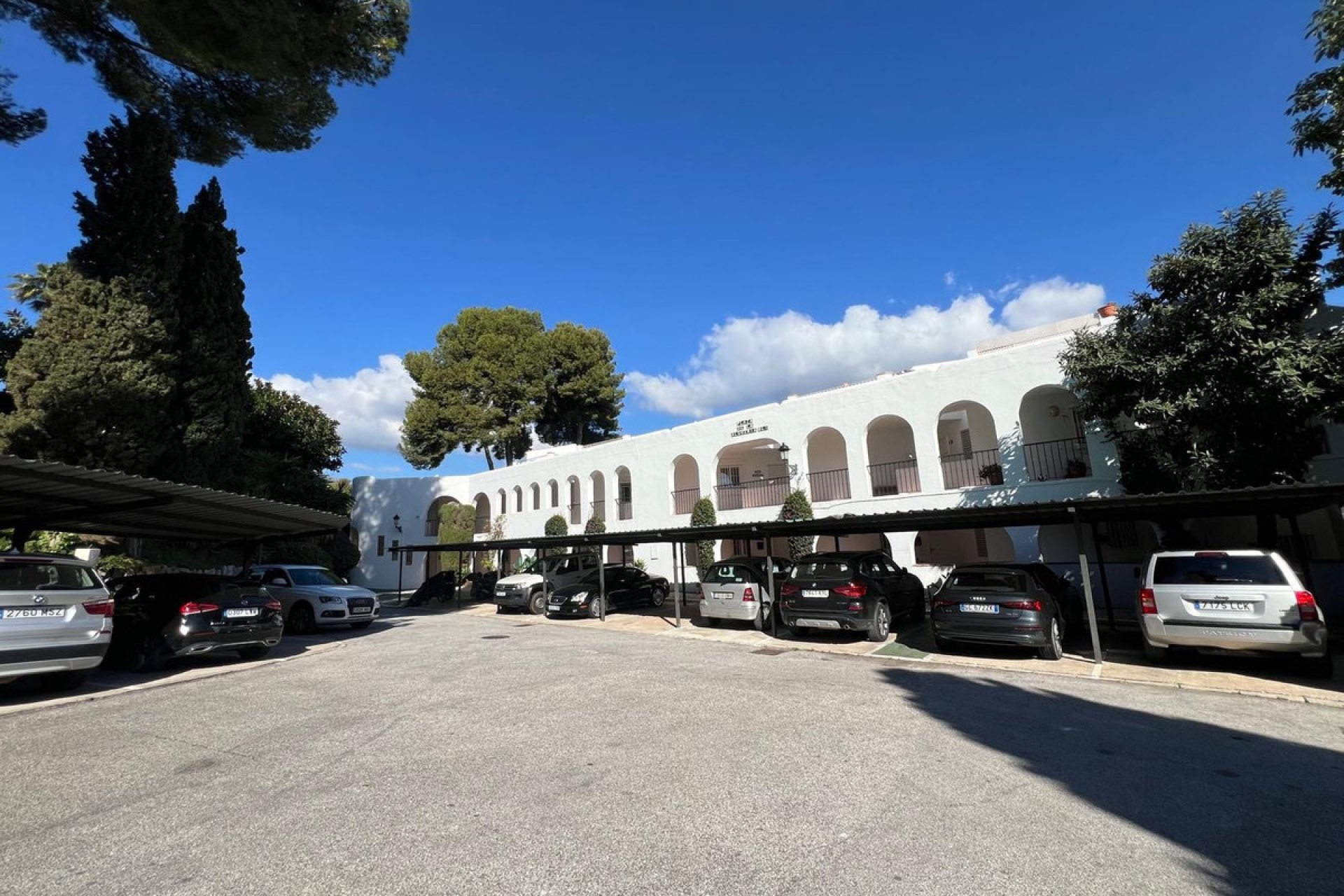 Resale - Ground floor apartment - Marbella - Aloha