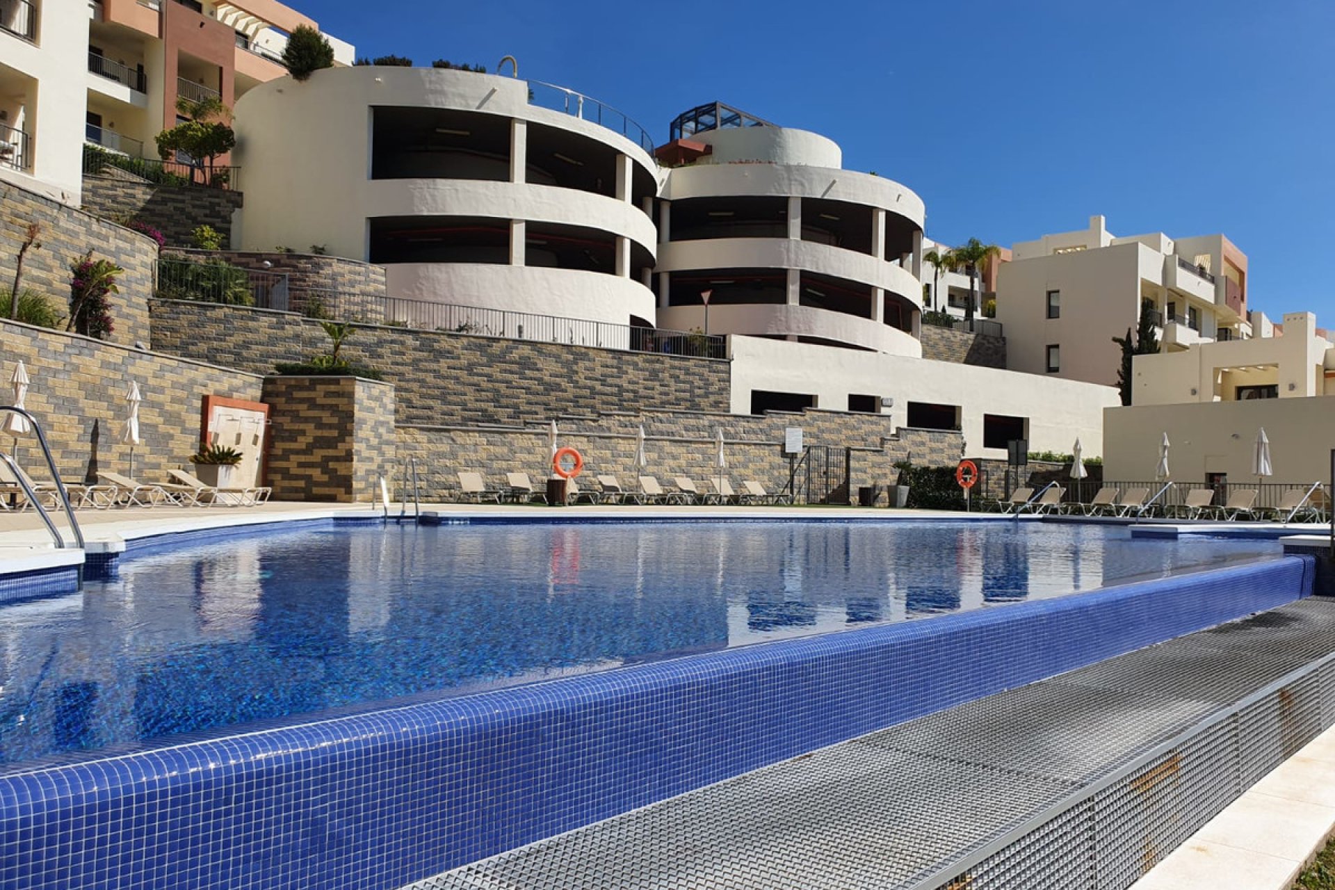 Resale - Ground floor apartment - Marbella - Altos de los Monteros