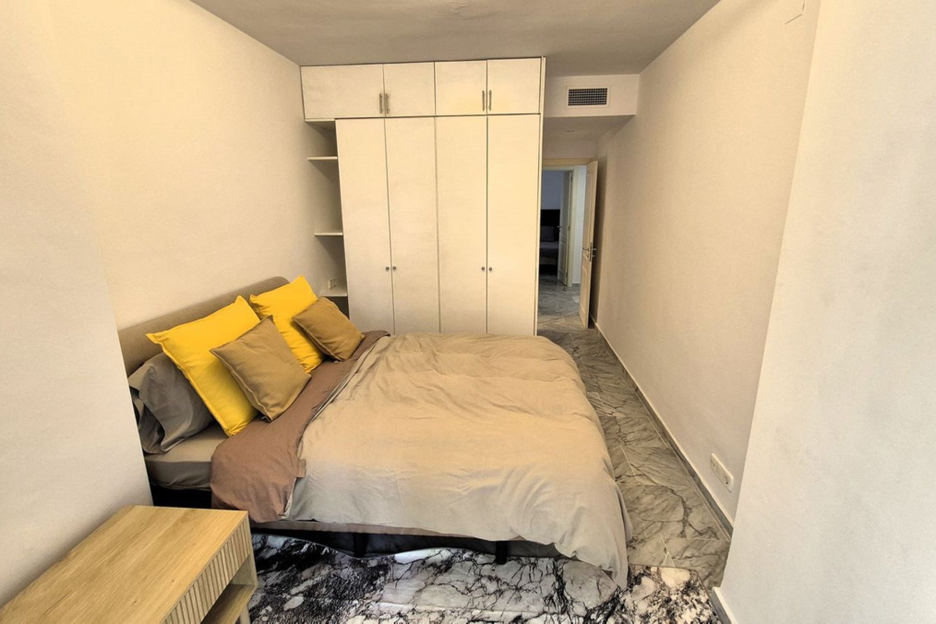 Resale - Ground floor apartment - Marbella - Bahía de Marbella