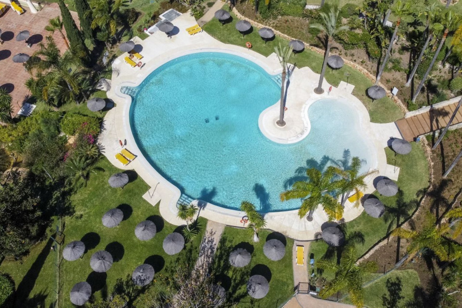 Resale - Ground floor apartment - Marbella - Bahía de Marbella