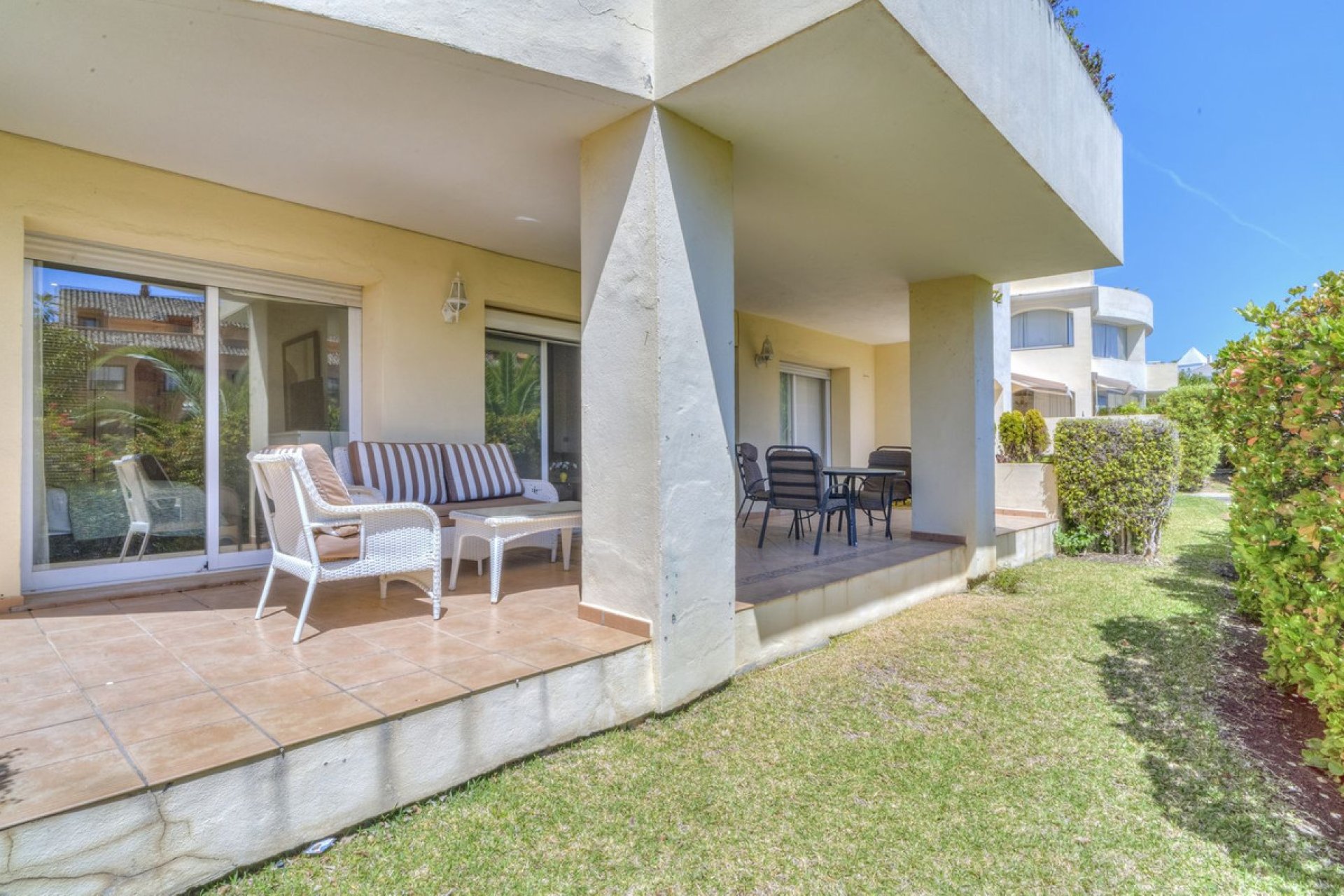 Resale - Ground floor apartment - Marbella - Bahía de Marbella