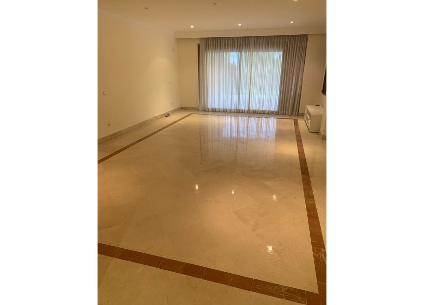 Resale - Ground floor apartment - Marbella - Bahía de Marbella