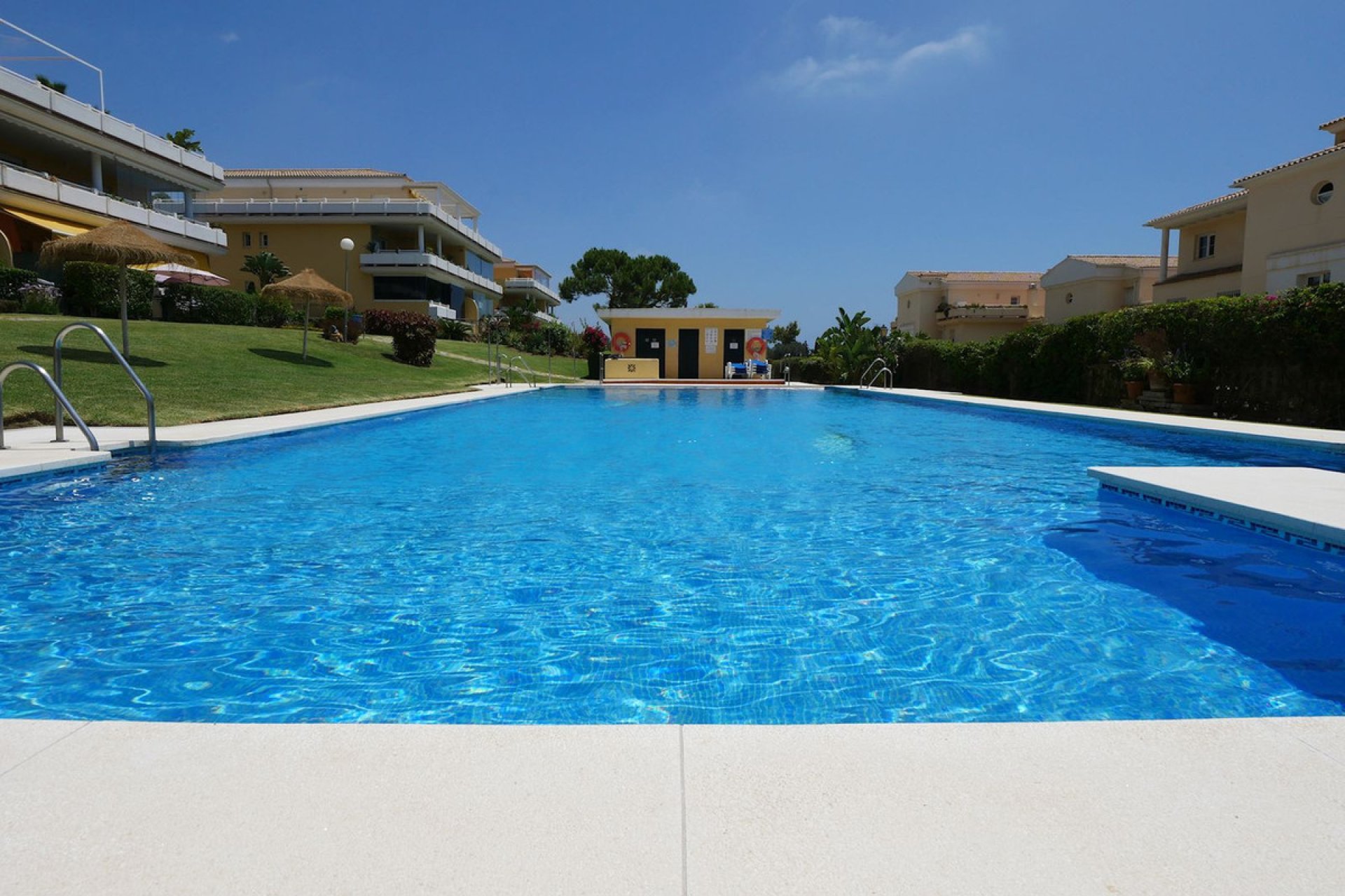 Resale - Ground floor apartment - Marbella - Cabopino