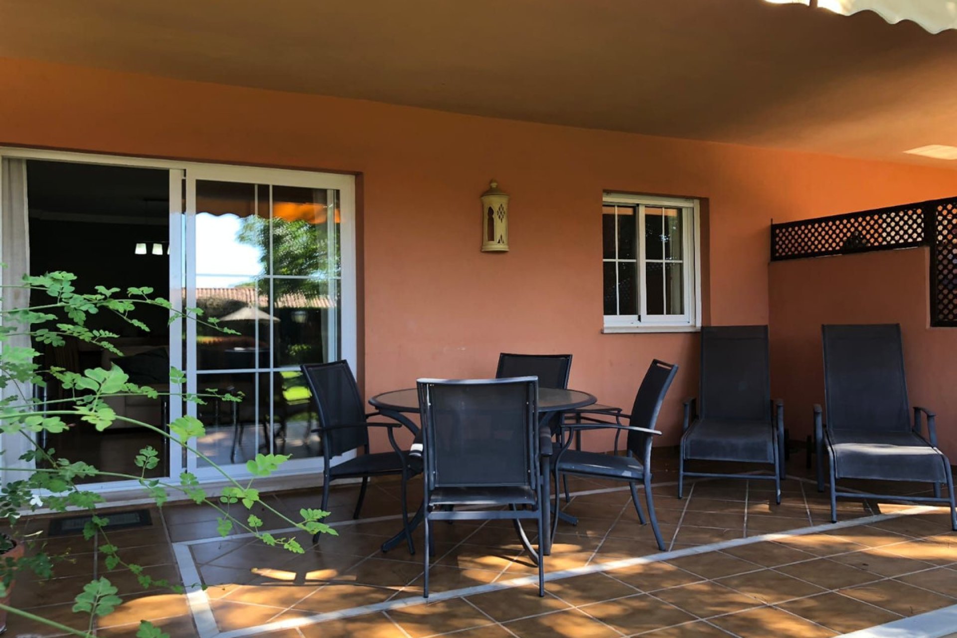 Resale - Ground floor apartment - Marbella - Elviria