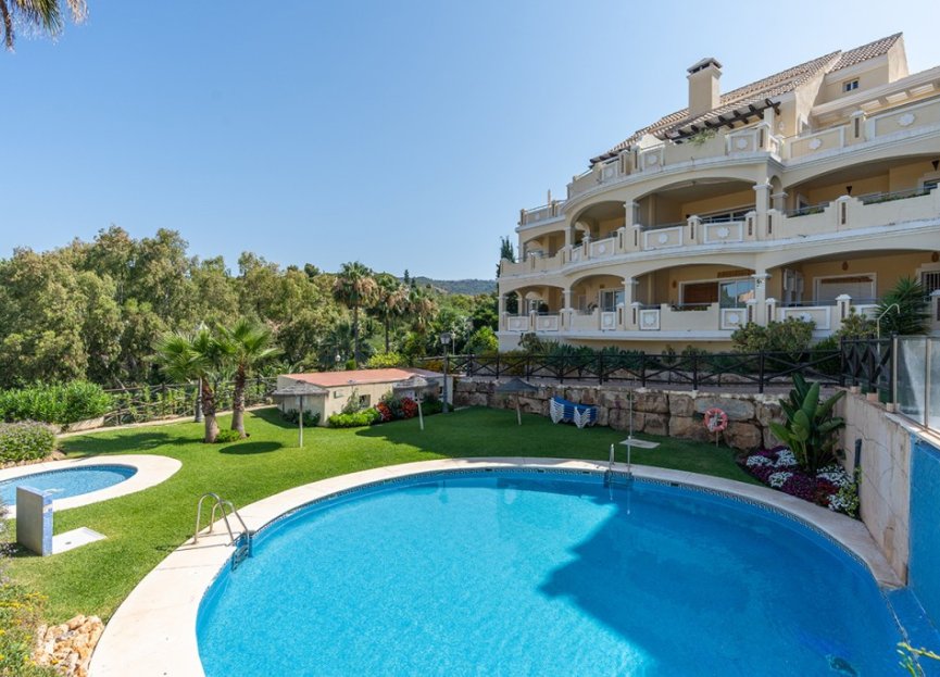 Resale - Ground floor apartment - Marbella - Elviria