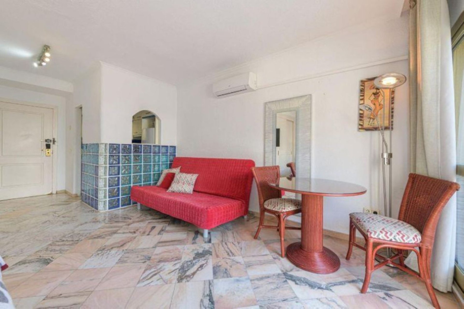 Resale - Ground floor apartment - Marbella - Elviria