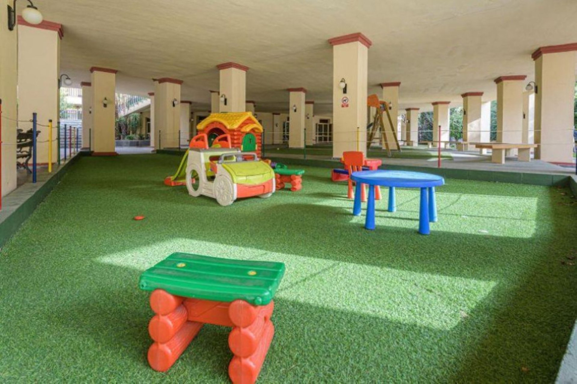 Resale - Ground floor apartment - Marbella - Elviria