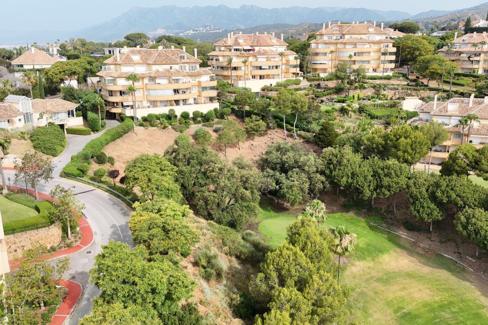 Resale - Ground floor apartment - Marbella - Elviria