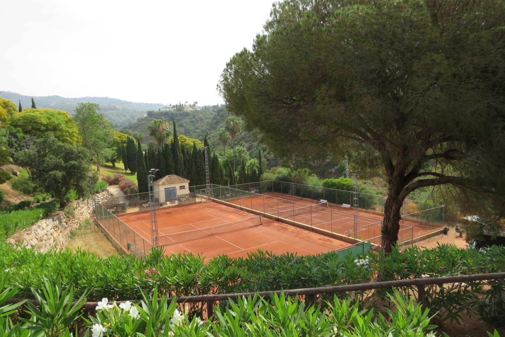 Resale - Ground floor apartment - Marbella - Elviria