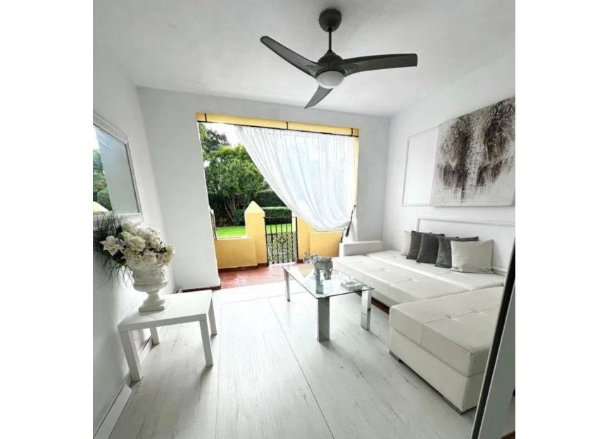 Resale - Ground floor apartment - Marbella - Guadalmina Alta