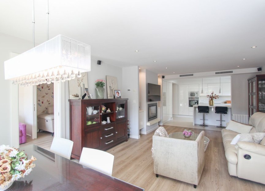 Resale - Ground floor apartment - Marbella - Guadalmina Alta