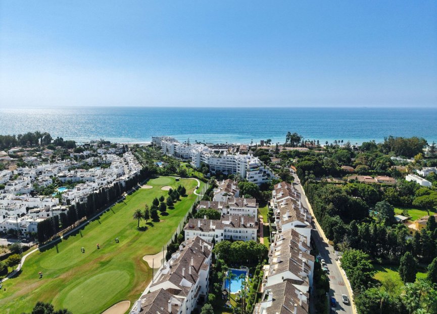 Resale - Ground floor apartment - Marbella - Guadalmina Baja