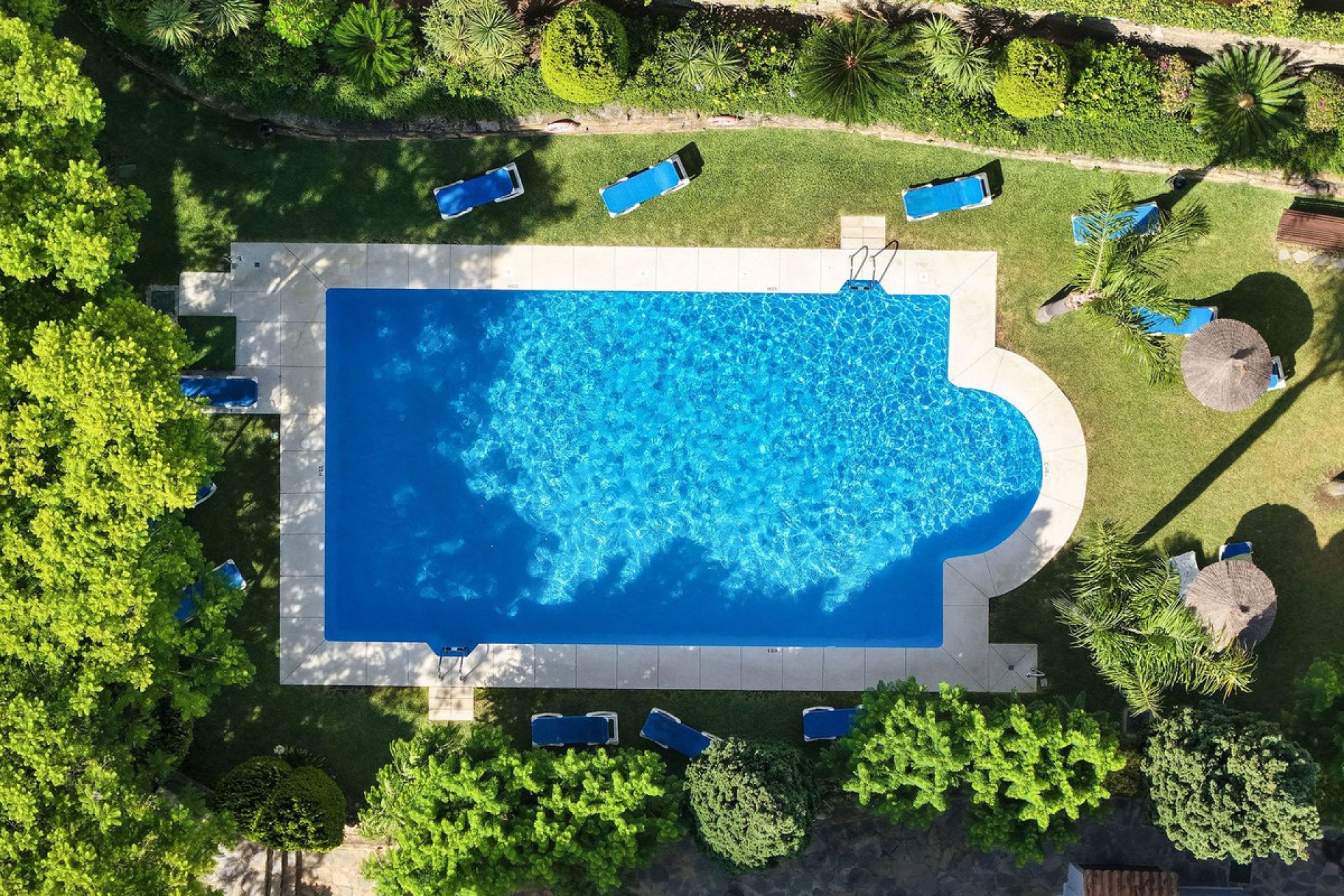 Resale - Ground floor apartment - Marbella - Guadalmina Baja