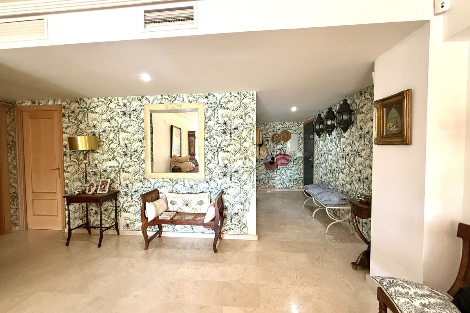 Resale - Ground floor apartment - Marbella - Guadalmina Baja