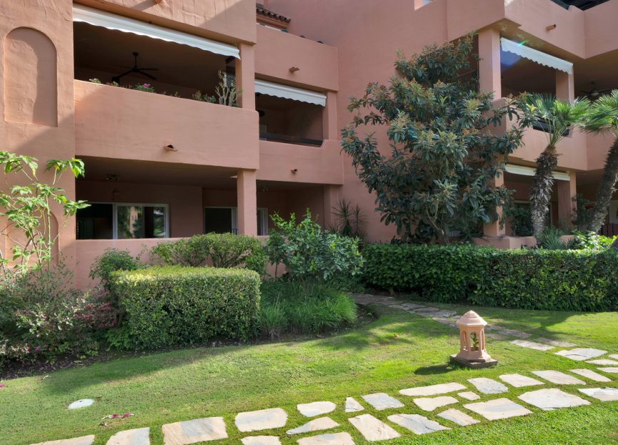 Resale - Ground floor apartment - Marbella - Guadalmina Baja
