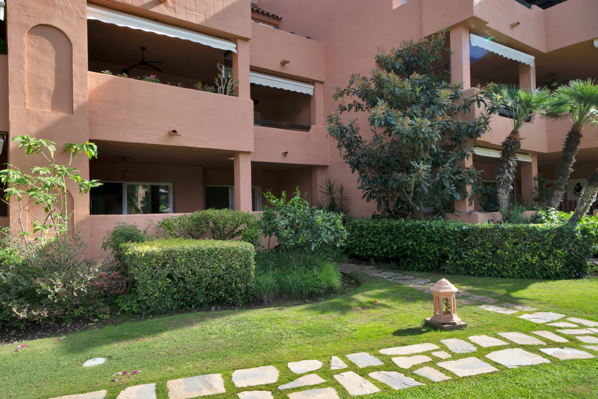 Resale - Ground floor apartment - Marbella - Guadalmina Baja
