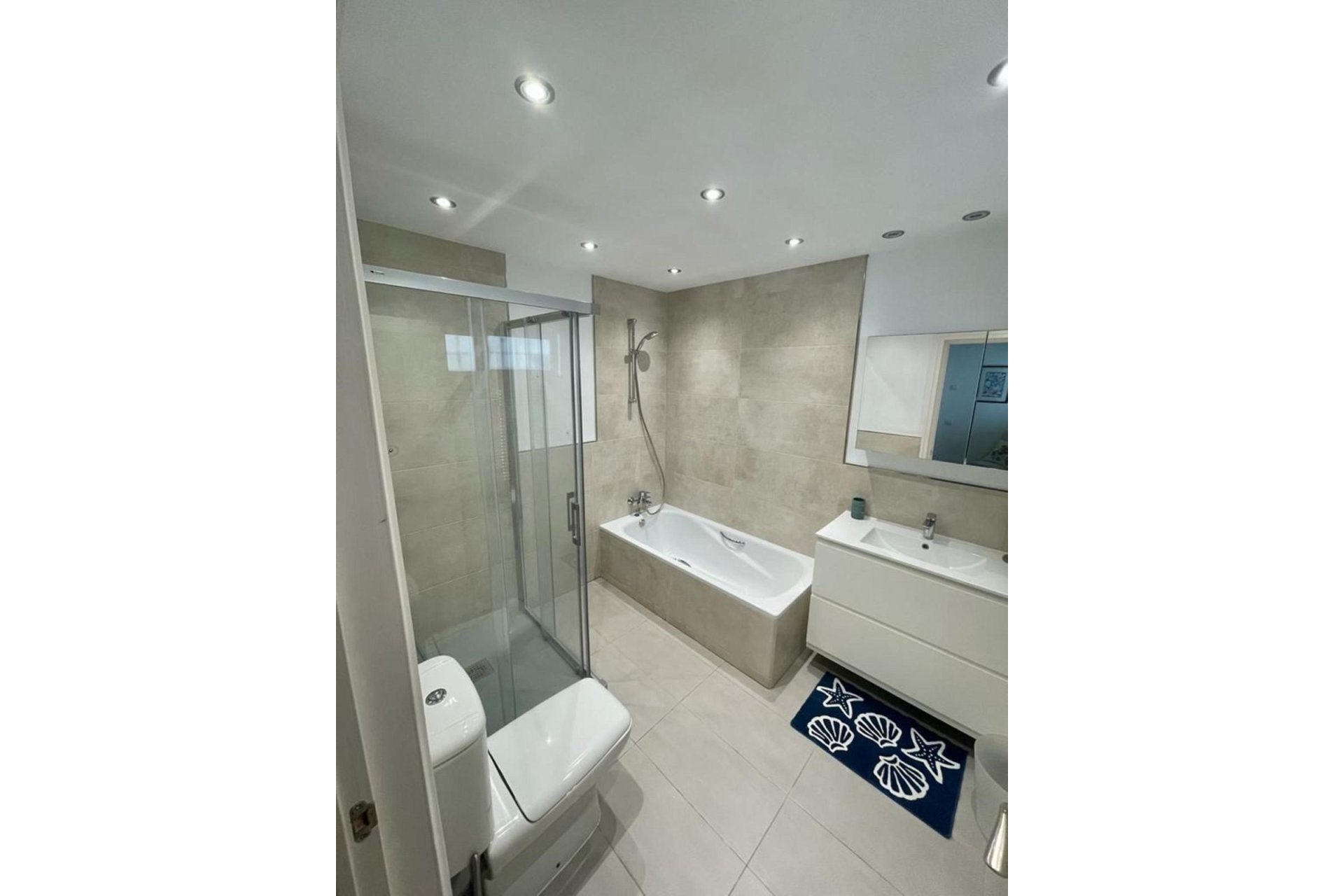 Resale - Ground floor apartment - Marbella - Guadalmina Baja