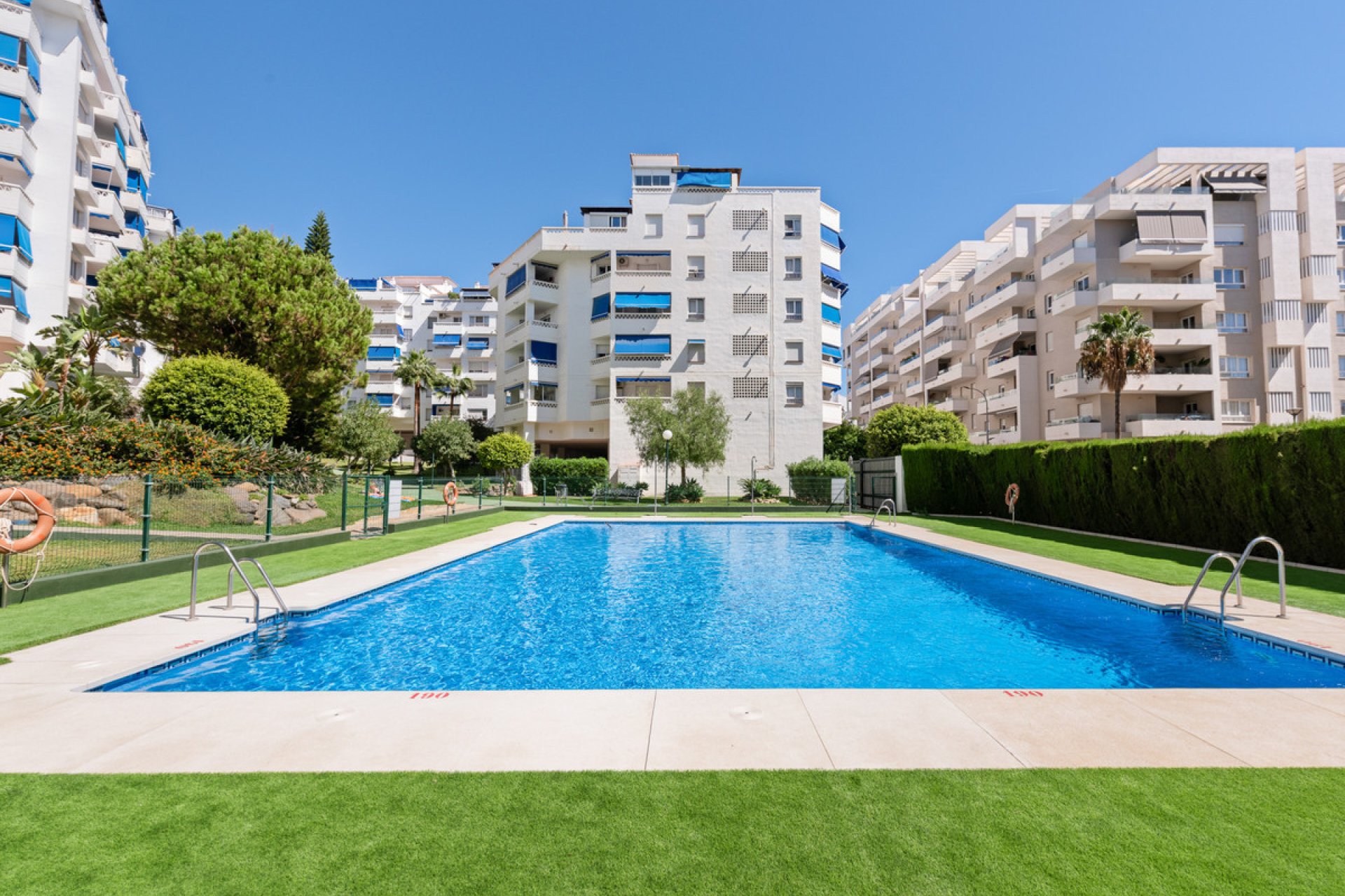 Resale - Ground floor apartment - Marbella - La Campana