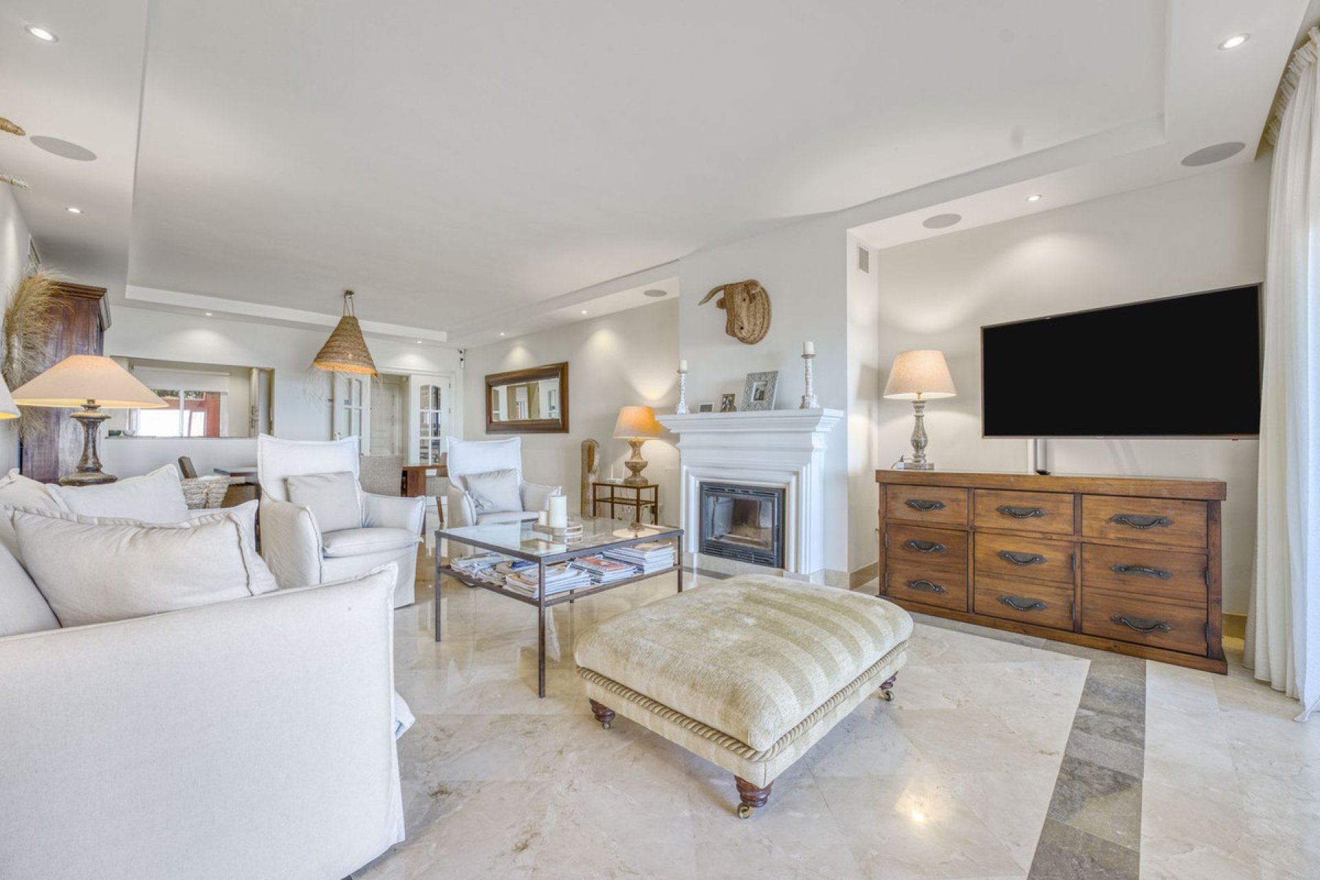 Resale - Ground floor apartment - Marbella - La Mairena