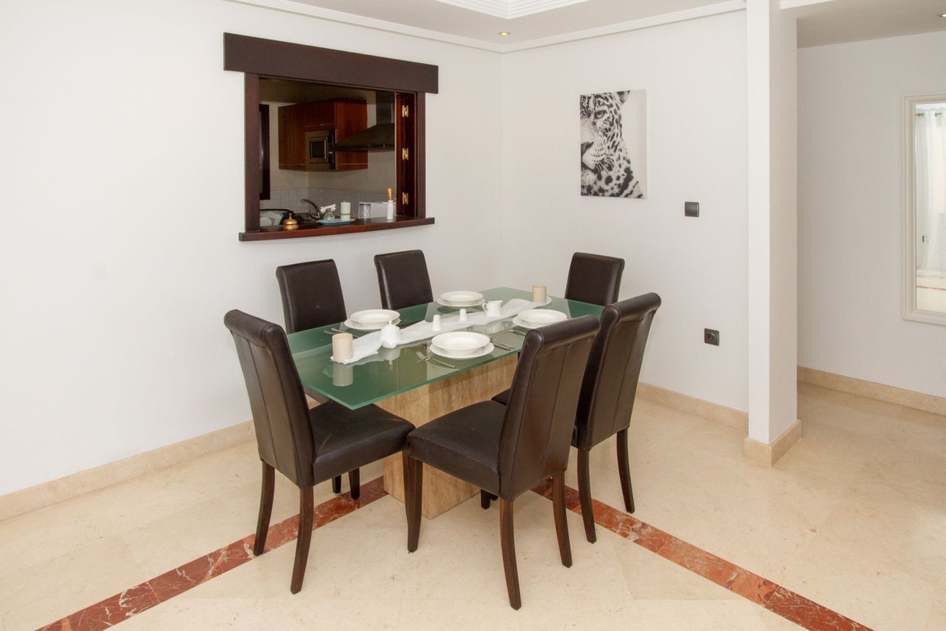 Resale - Ground floor apartment - Marbella - La Mairena
