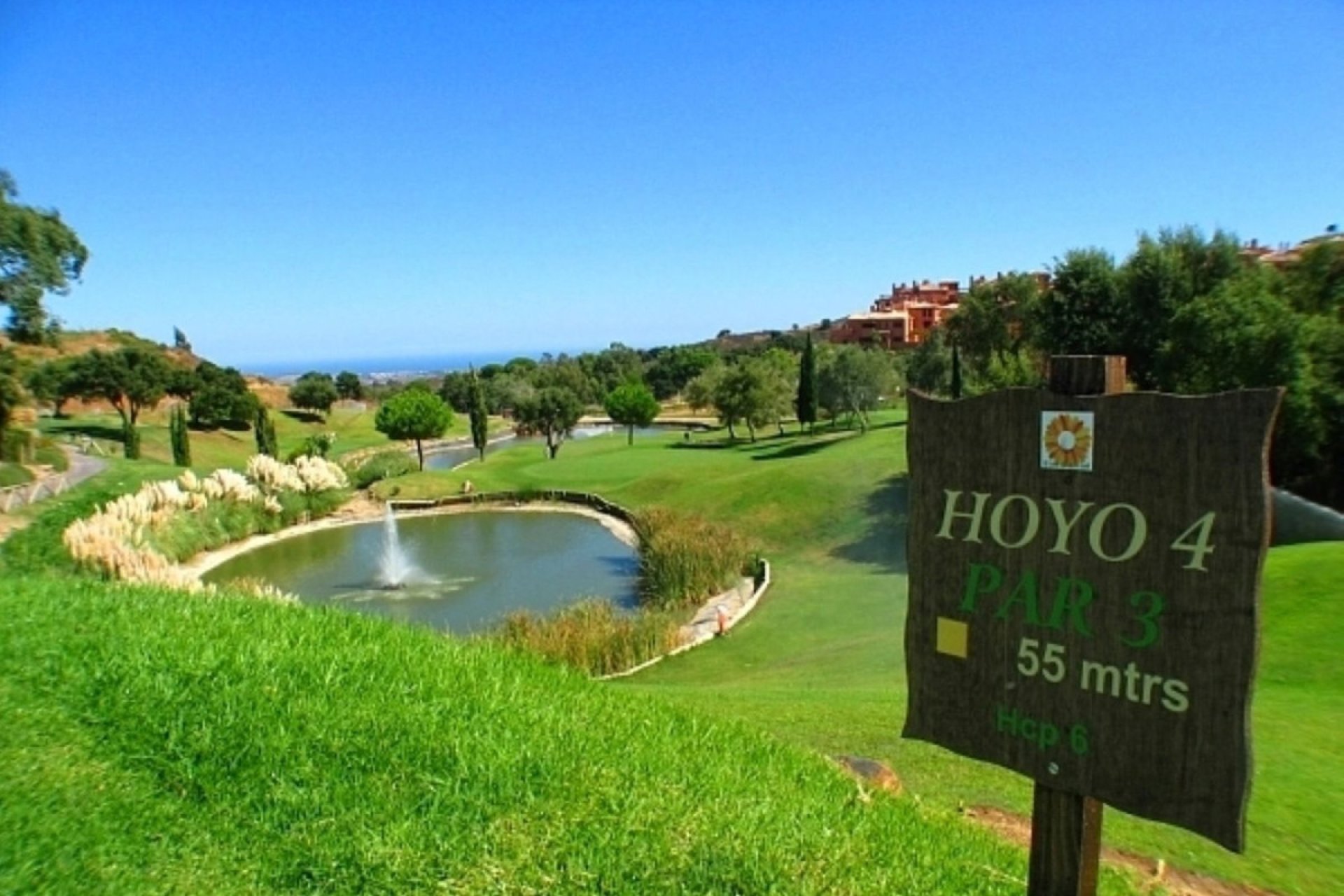 Resale - Ground floor apartment - Marbella - La Mairena