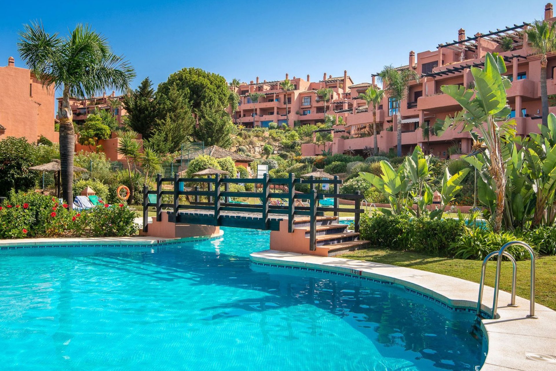 Resale - Ground floor apartment - Marbella - La Mairena
