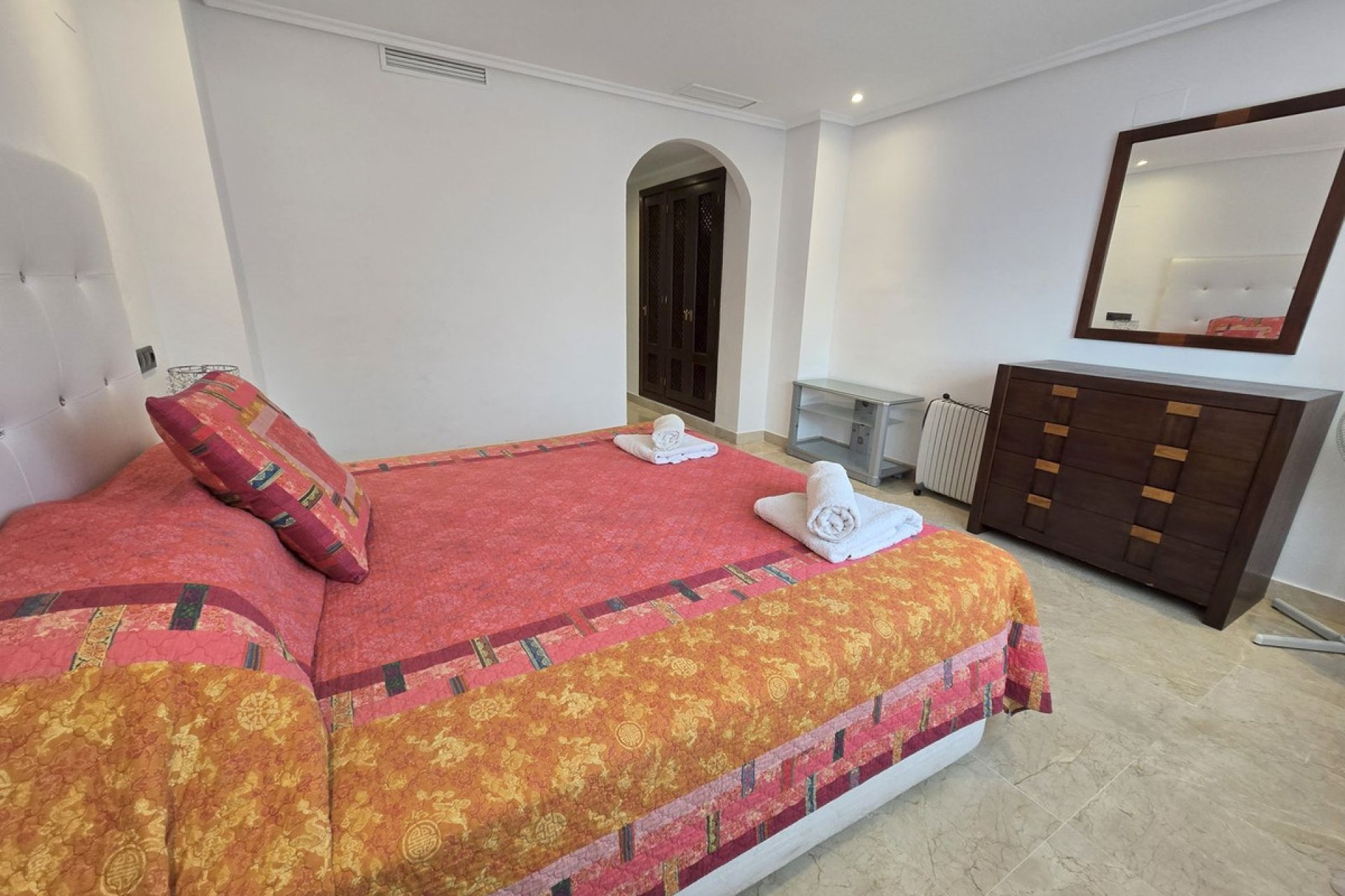 Resale - Ground floor apartment - Marbella - La Mairena