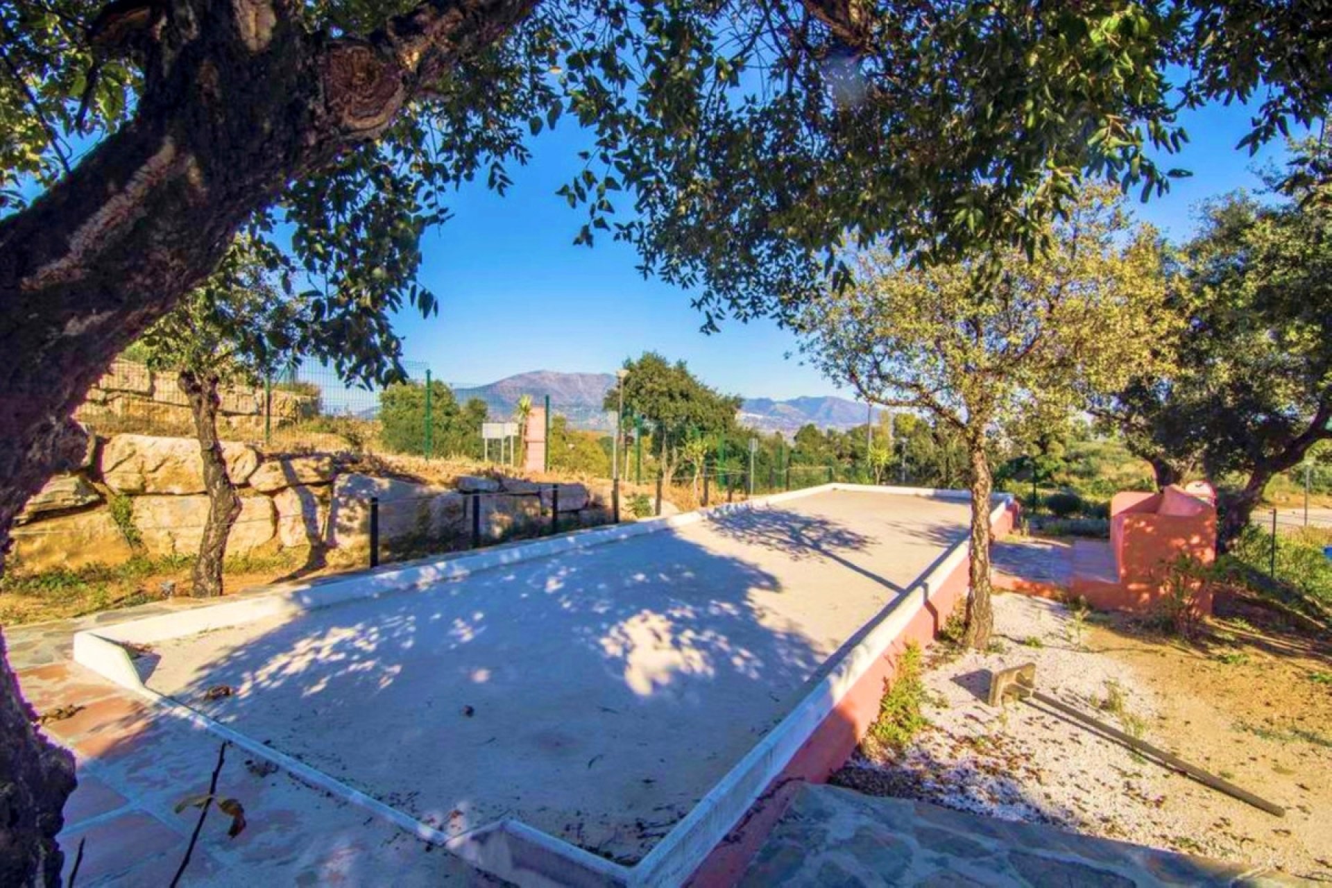 Resale - Ground floor apartment - Marbella - La Mairena