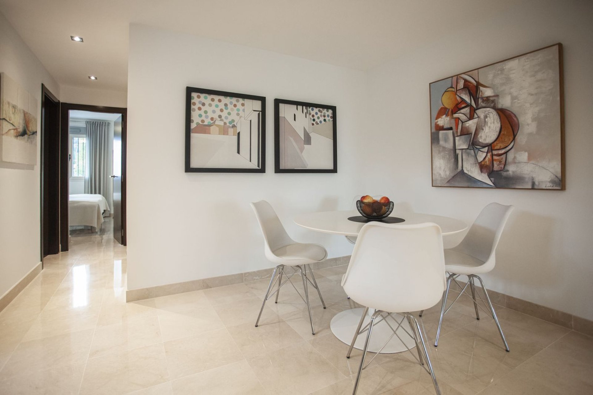 Resale - Ground floor apartment - Marbella - La Mairena