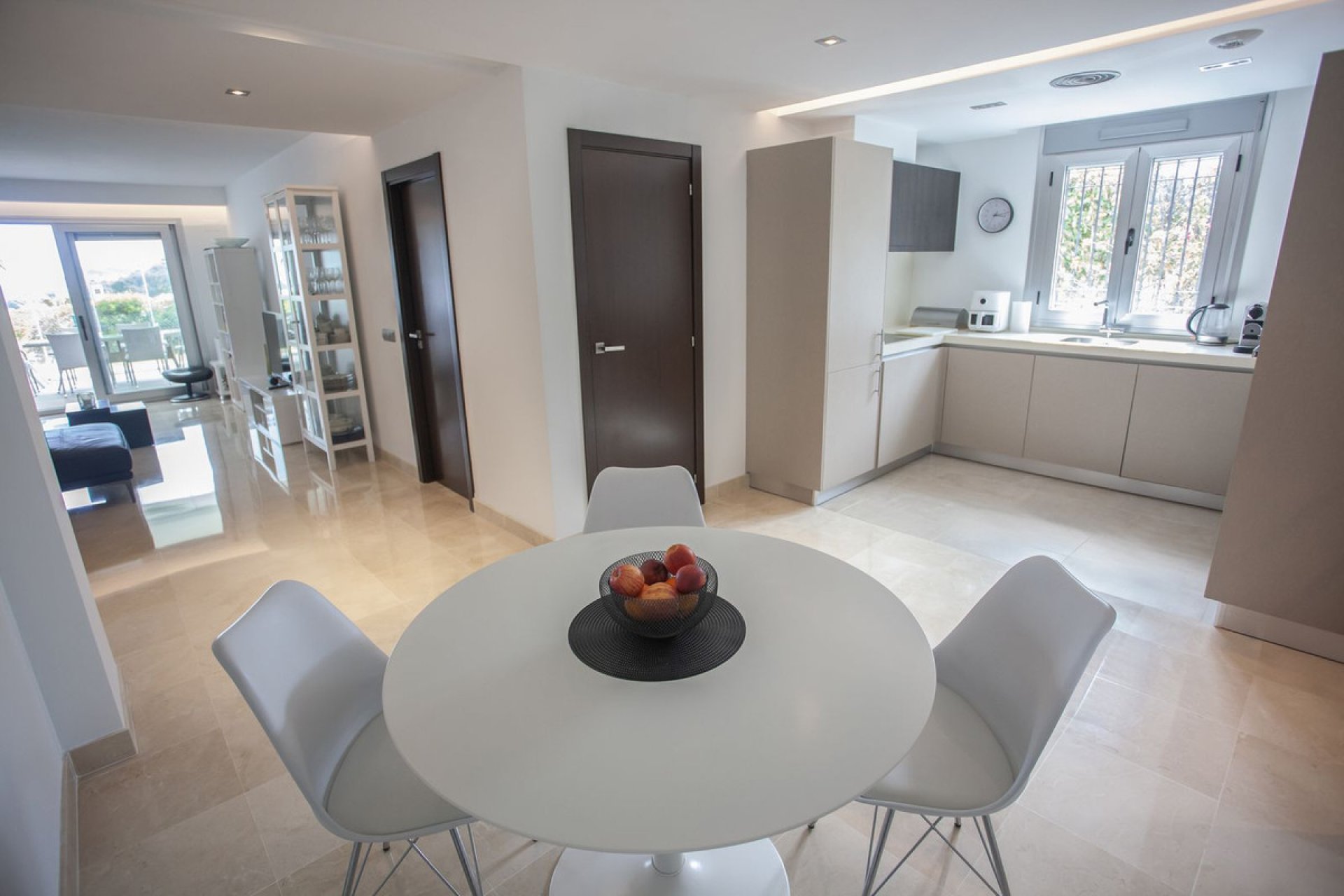 Resale - Ground floor apartment - Marbella - La Mairena