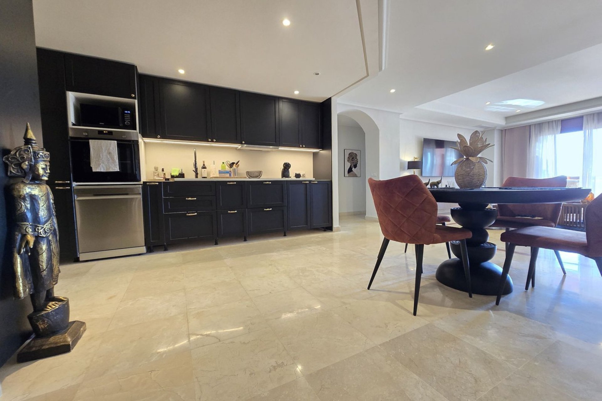 Resale - Ground floor apartment - Marbella - La Mairena