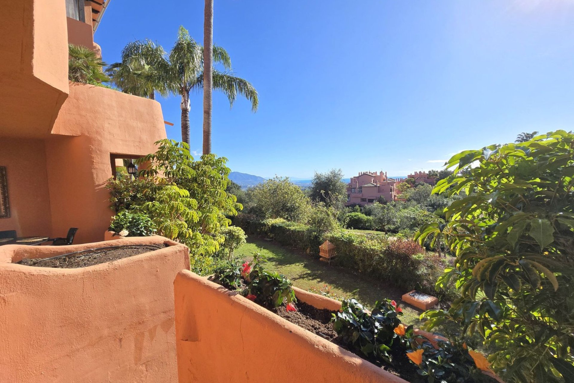 Resale - Ground floor apartment - Marbella - La Mairena