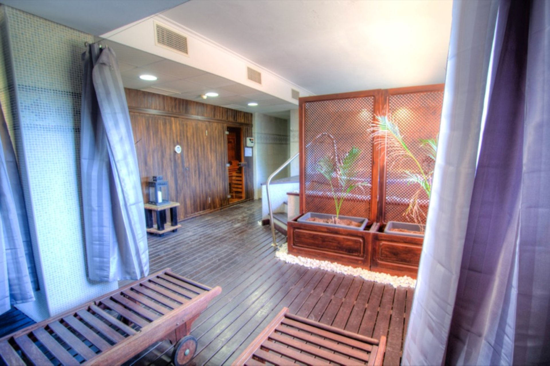 Resale - Ground floor apartment - Marbella - La Mairena